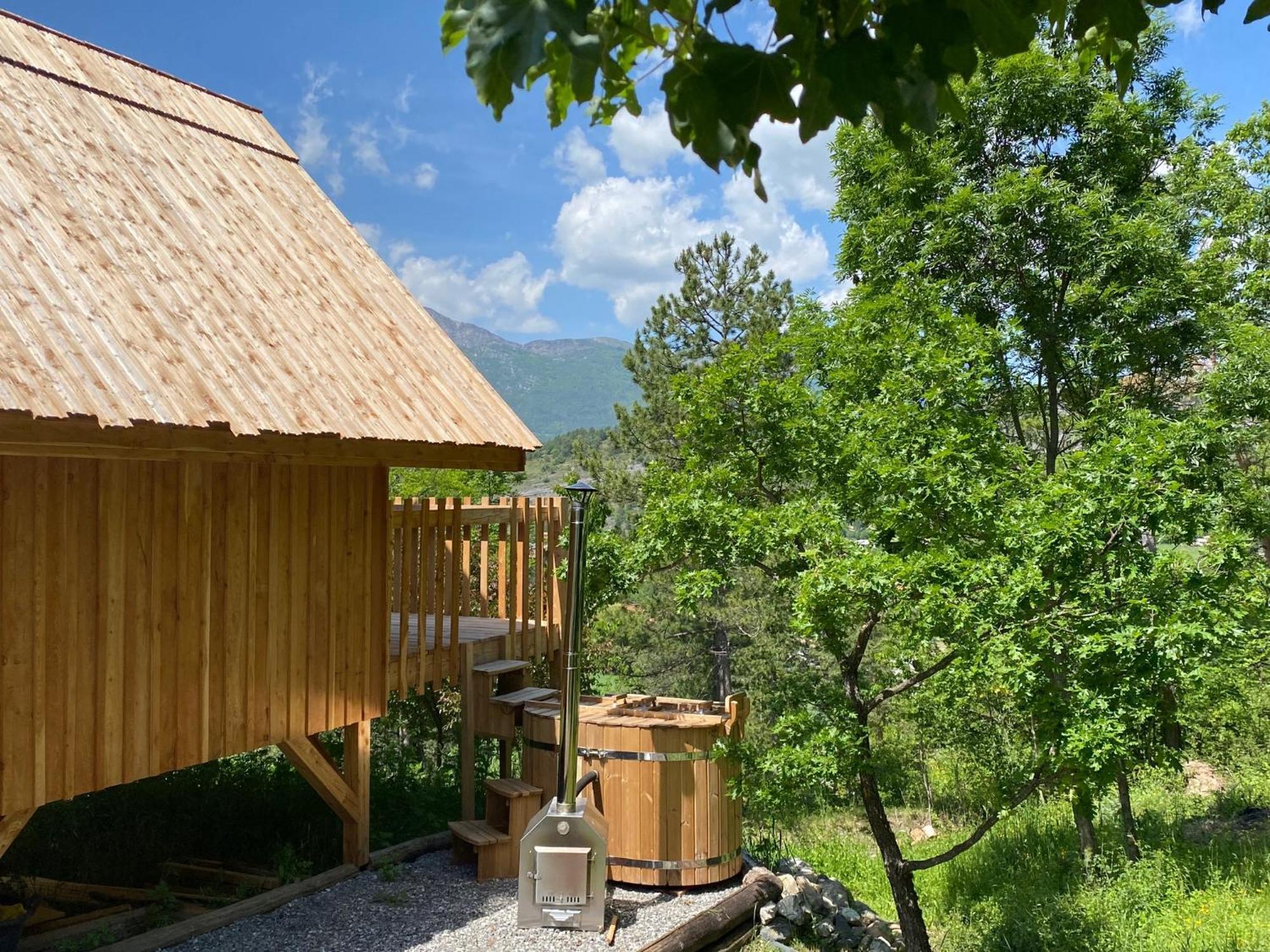 Les Cabanes Du Dauphine Et Gites A La Ferme Gap Camera foto