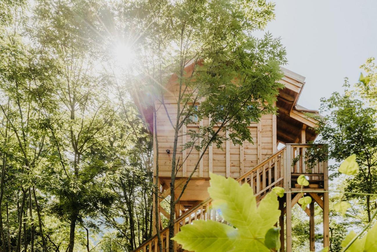 Les Cabanes Du Dauphine Et Gites A La Ferme Gap Esterno foto