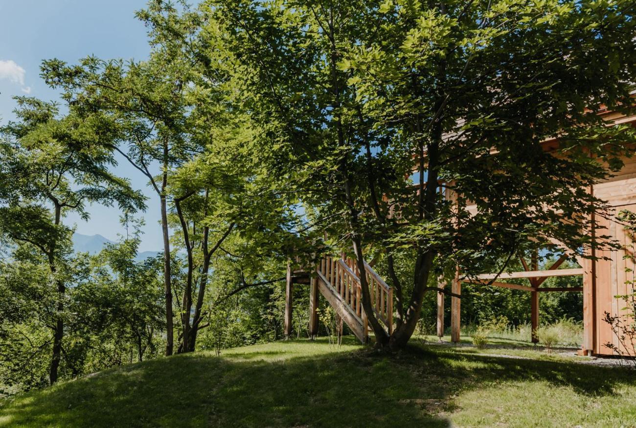 Les Cabanes Du Dauphine Et Gites A La Ferme Gap Esterno foto