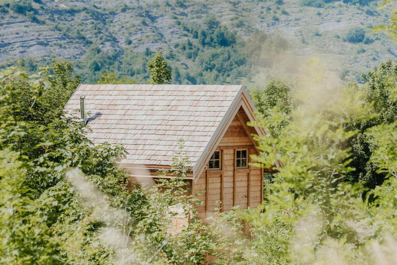 Les Cabanes Du Dauphine Et Gites A La Ferme Gap Esterno foto