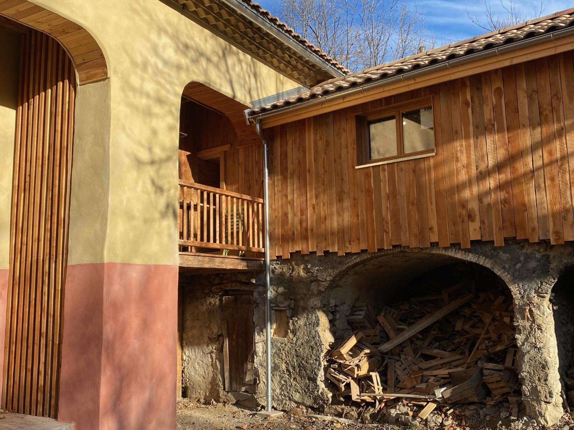 Les Cabanes Du Dauphine Et Gites A La Ferme Gap Camera foto