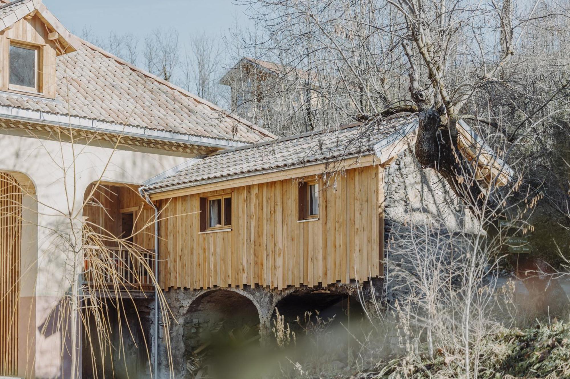 Les Cabanes Du Dauphine Et Gites A La Ferme Gap Camera foto